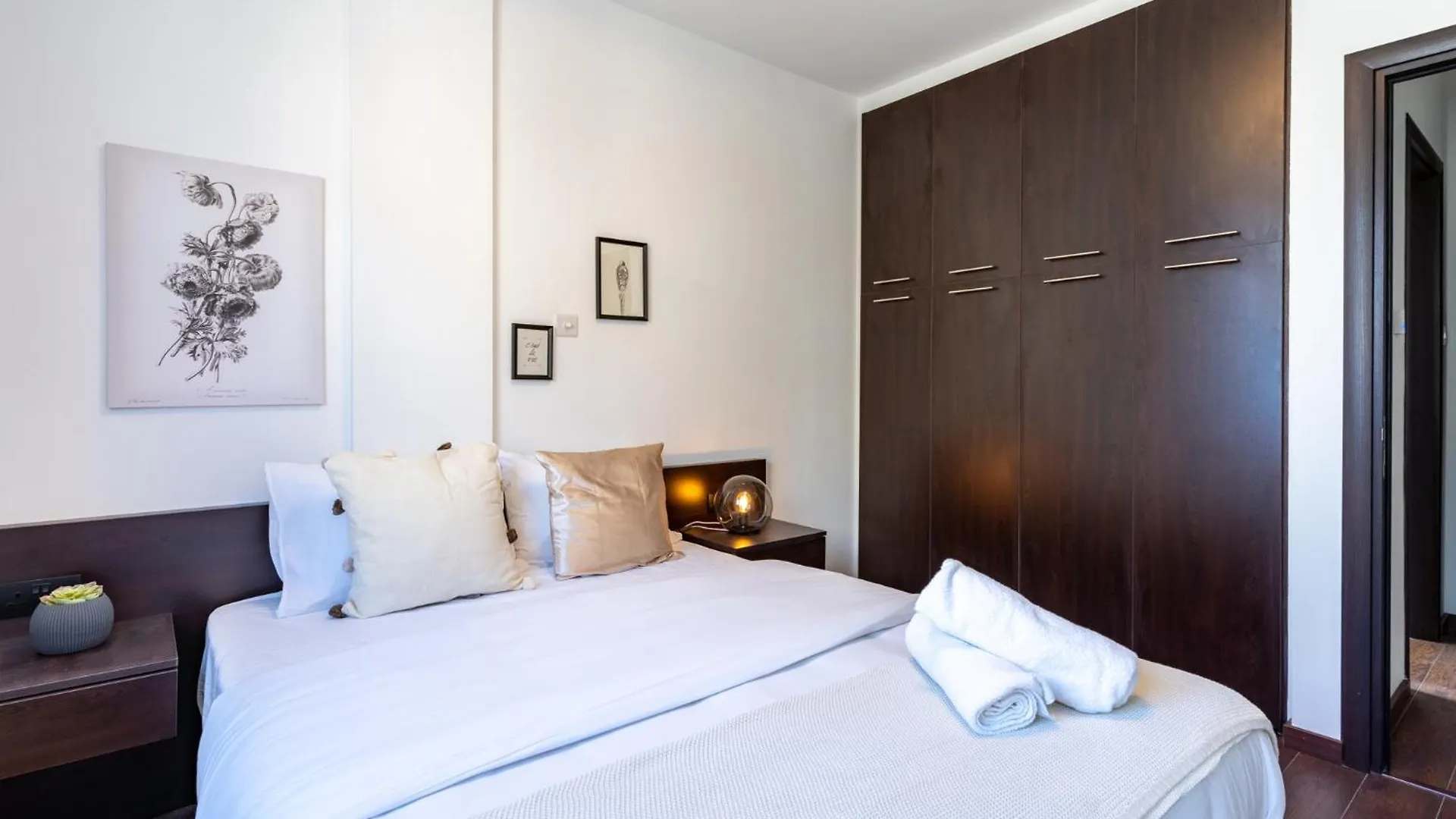 Harbor Apartments In Larnaca