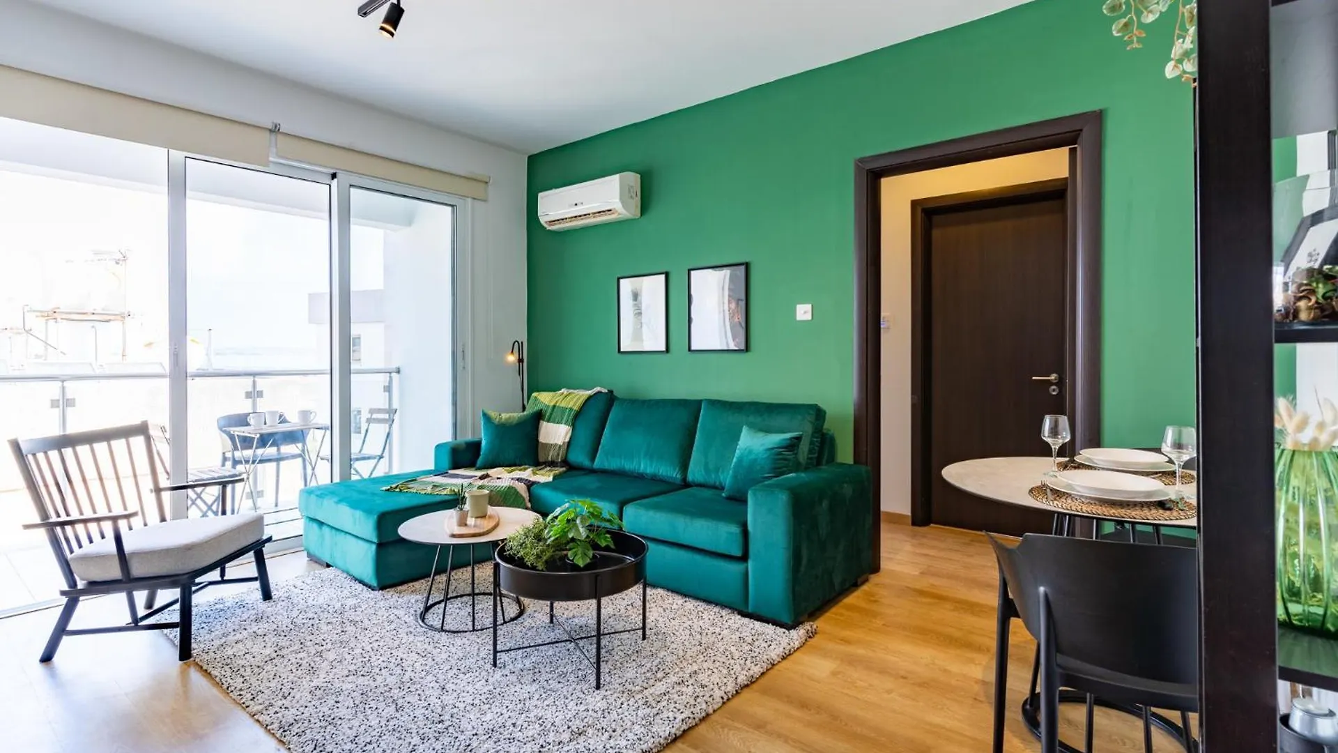 Harbor Apartments In Larnaca Kypr