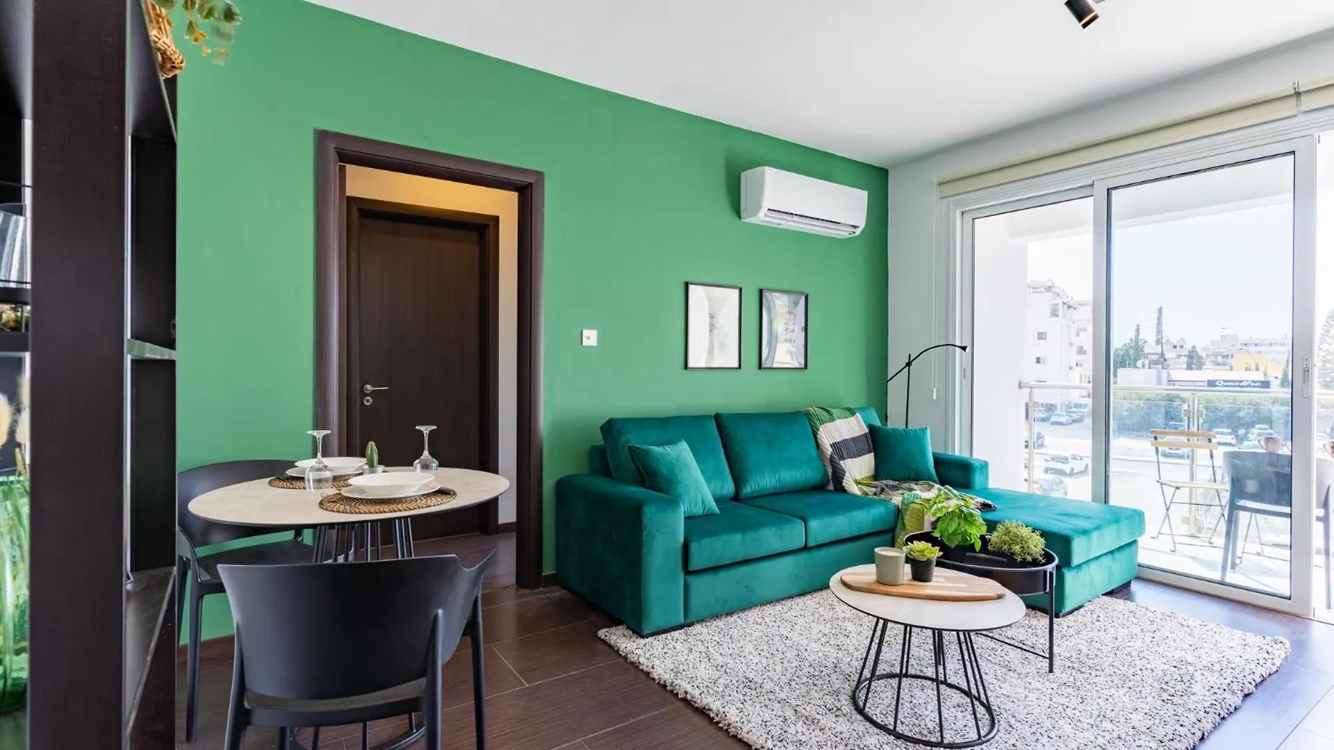 Harbor Apartments In Larnaca Kypr